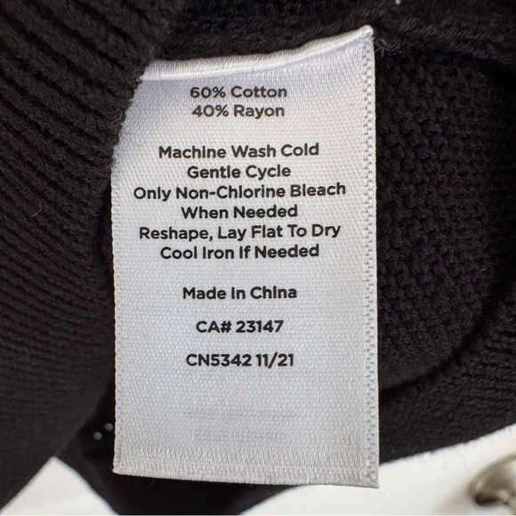 NWT Talbots Black V-Neck Chevron Knit 3/4 Sleeve Sweater Size Medium - Picture 5 of 6